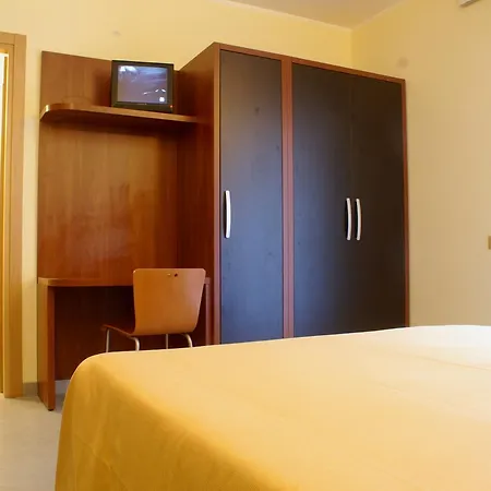 Nocleg ze śniadaniem Licia 4*